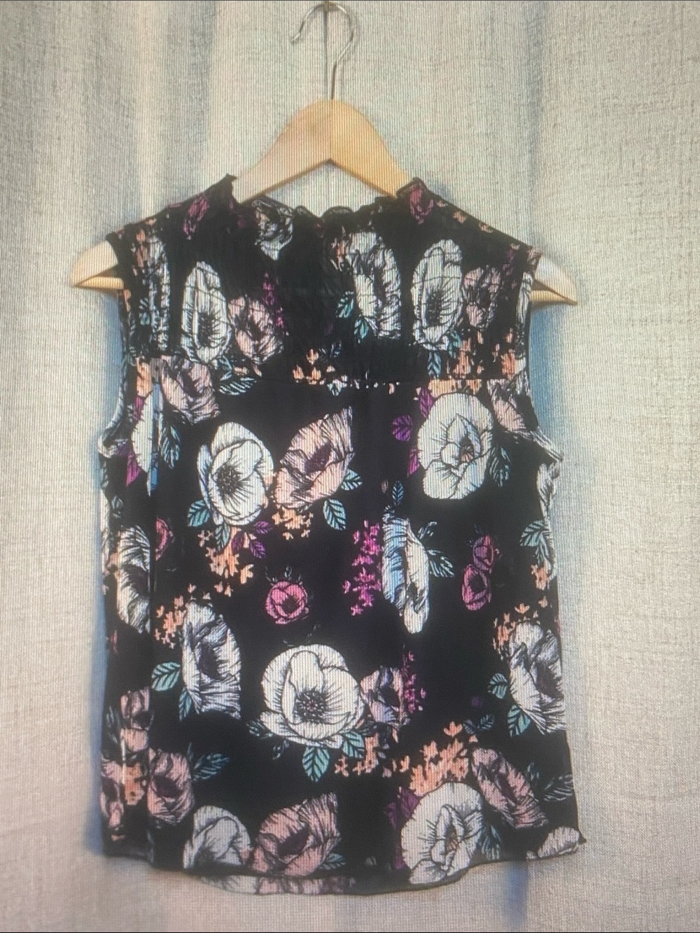 Kim & Cami Black Floral Sleeveless Top with Pink & Cream Blooms